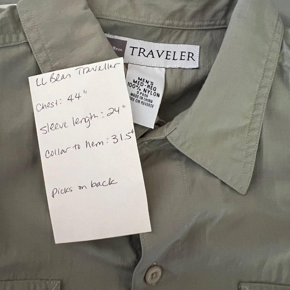 L.L. Bean Mens Size M Traveller Long Sleeve Button Up Collared Shirt Khaki Solid - Picture 6 of 9